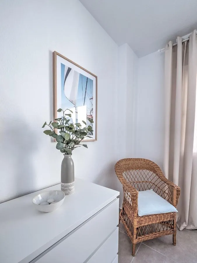 Penthouse With Roof Terrace In Parador, Nerja