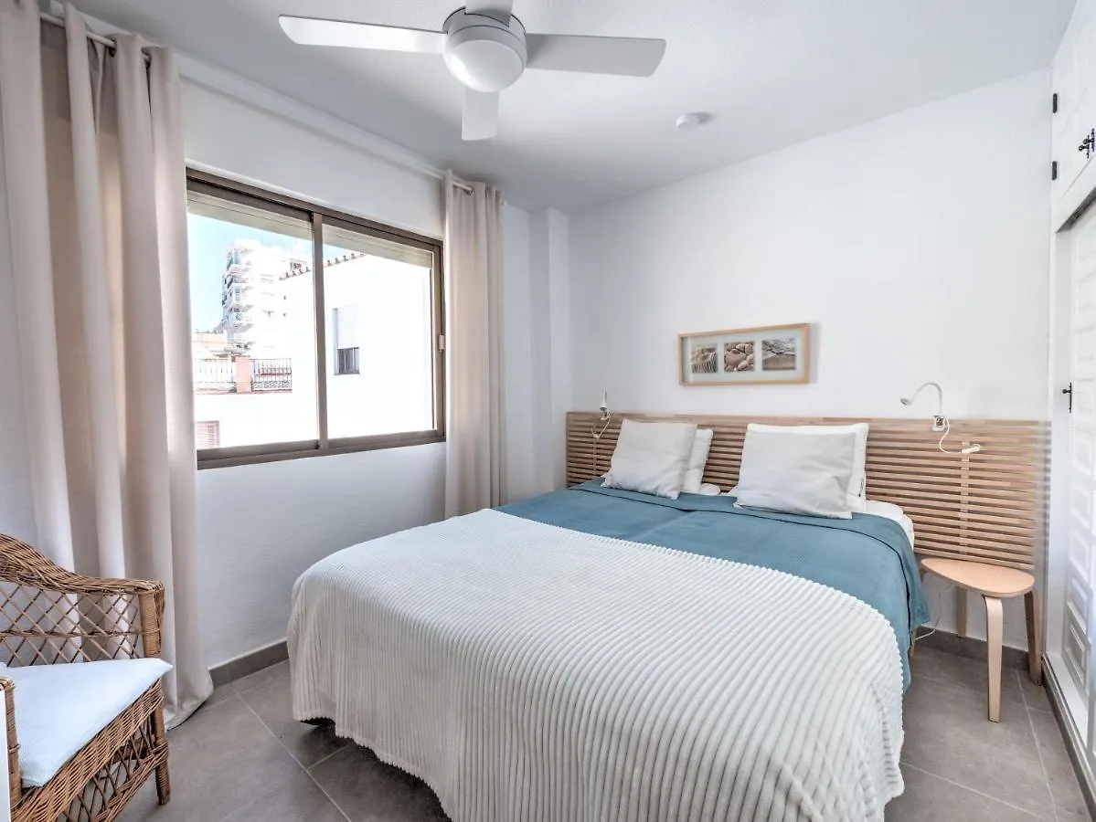 Apartment Penthouse With Roof Terrace In Parador, Nerja