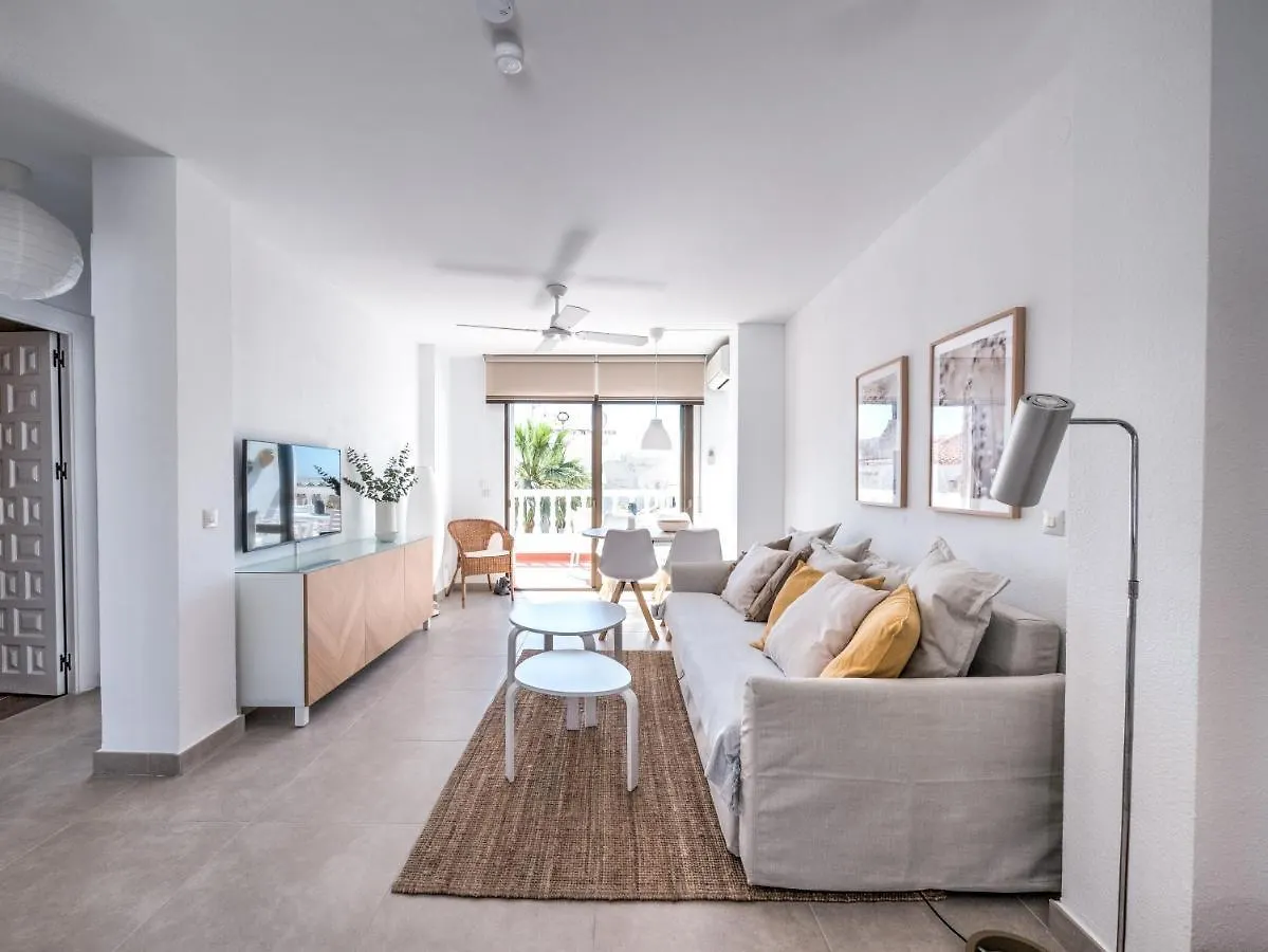 Apartment Penthouse With Roof Terrace In Parador, Nerja Spain